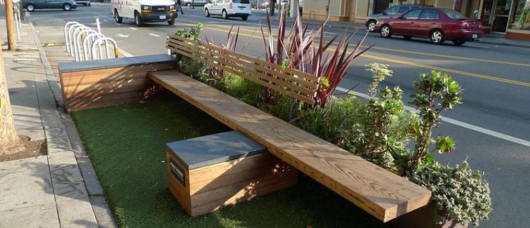 Parklet surgem como novidade em benefício a comunidade